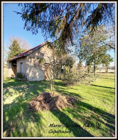 Indre (36), SAINT LACTENCIN longère mitoyenne à rénover