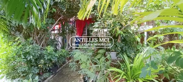 Charmant bas de villa avec jardin privatif