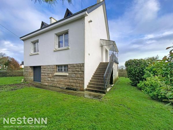 Maison en pierres des années 70 à rénover sur Mellac, 2 chambres, sous sol complet
