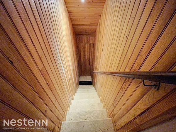 Maison en pierres des années 70 à rénover sur Mellac, 2 chambres, sous sol complet