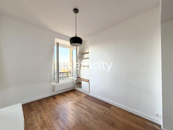 Appartement
         3 pièces
        - 50 m² Exclusivité 535 000 € *