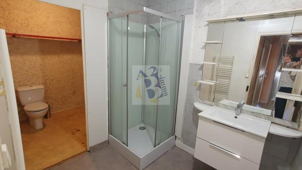 Vente maison de ville St Michel (16470), 127.00m² avec 3 pièce(s) dont 2 chambre(s). Agence Allard Brimeaud