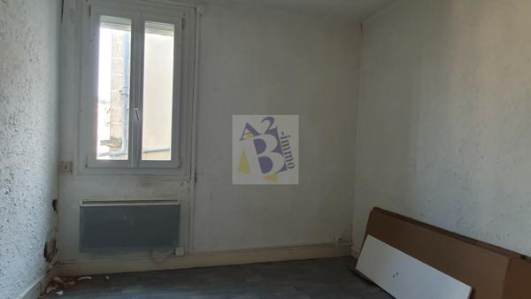 Vente maison de ville St Michel (16470), 127.00m² avec 3 pièce(s) dont 2 chambre(s). Agence Allard Brimeaud