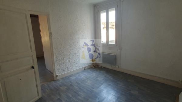 Vente maison de ville St Michel (16470), 127.00m² avec 3 pièce(s) dont 2 chambre(s). Agence Allard Brimeaud