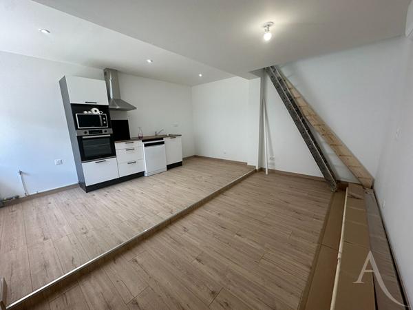Appartement 2 pièces entièrement rénové avec climatisation !