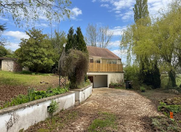 Maison traditionnelle 5 pièces à vendre à Dhuisy - Réf. ADS2433