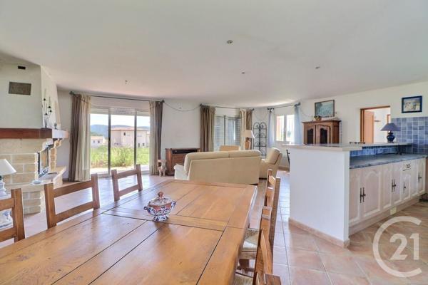 Maison à vendre  4 pièces - 130,55 m2 BAGNOLS EN FORET - 83