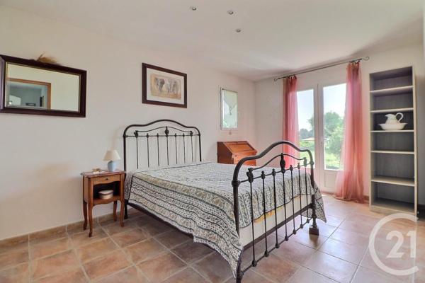 Maison à vendre  4 pièces - 130,55 m2 BAGNOLS EN FORET - 83