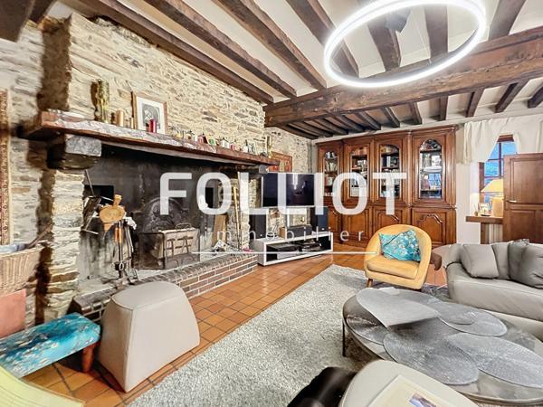 Maison de Prestige à Vendre à Saint-Lô