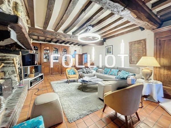 Maison de Prestige à Vendre à Saint-Lô