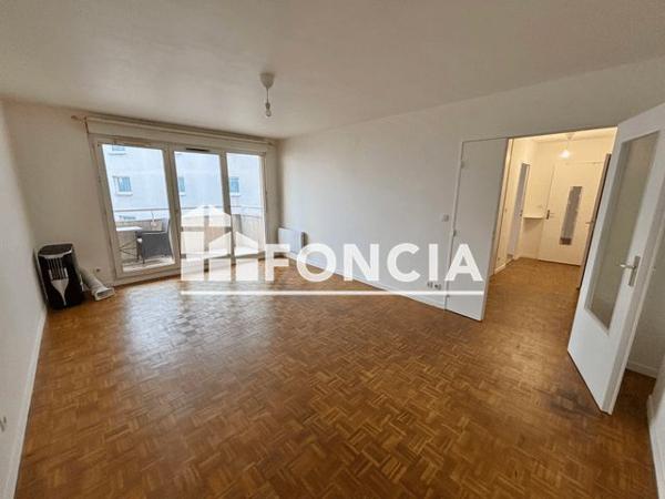 Location Appartement 2 pièces 59.89 m² - 29 RUE HENRI ROLLAND Villeurbanne 69100