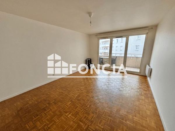 Location Appartement 2 pièces 59.89 m² - 29 RUE HENRI ROLLAND Villeurbanne 69100