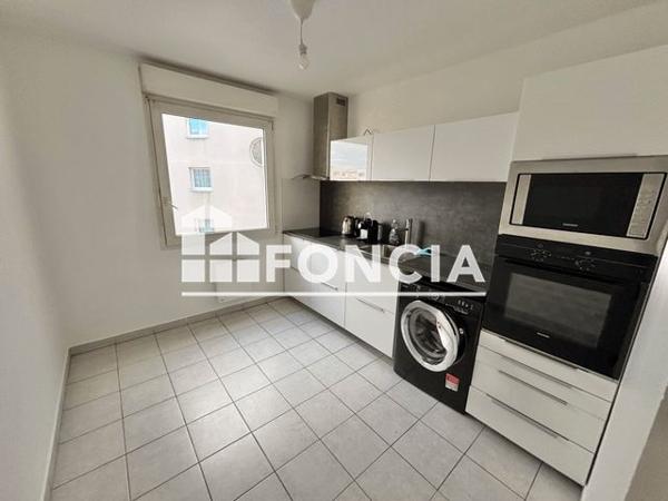 Location Appartement 2 pièces 59.89 m² - 29 RUE HENRI ROLLAND Villeurbanne 69100
