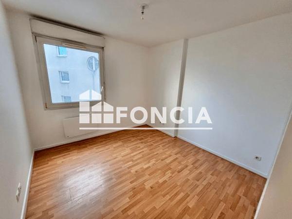 Location Appartement 2 pièces 59.89 m² - 29 RUE HENRI ROLLAND Villeurbanne 69100