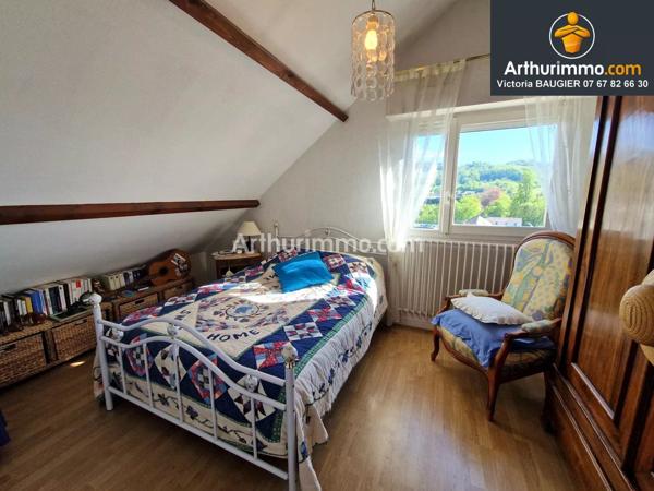 Vente Appartement 4 pièces 96 m2 à Lons-le-Saunier