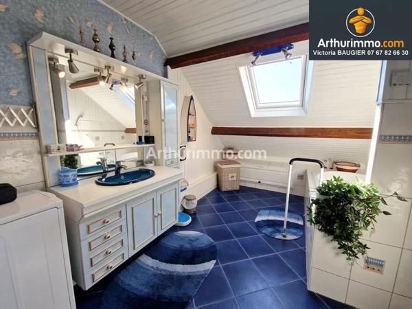 Vente Appartement 4 pièces 96 m2 à Lons-le-Saunier