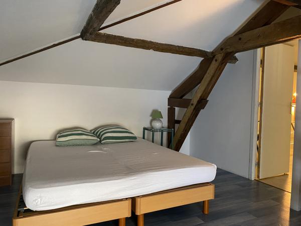 ANGOULÊME CENTRE – Quartier Saint-Martin | Maison de ville avec jardin, terrasse et garage