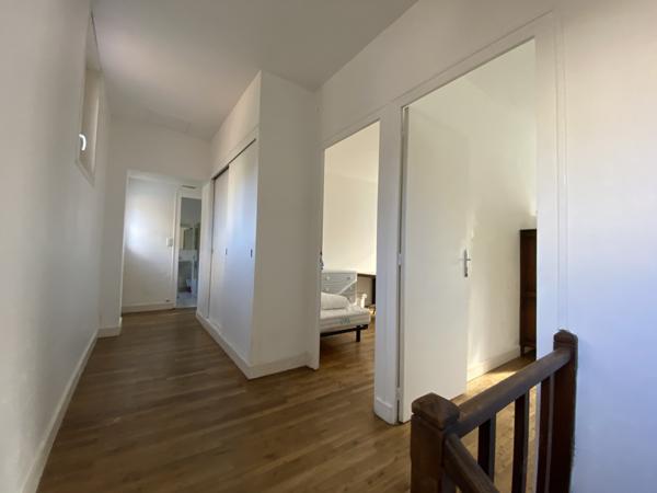 ANGOULÊME CENTRE – Quartier Saint-Martin | Maison de ville avec jardin, terrasse et garage