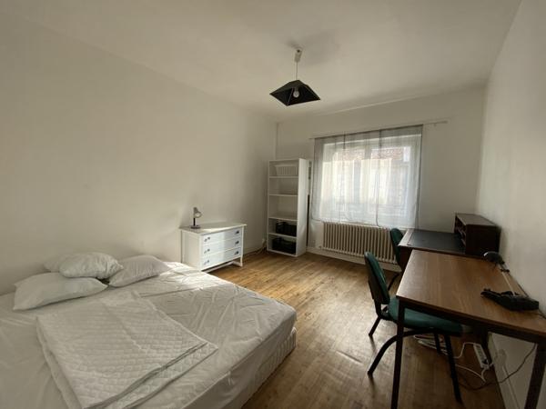 ANGOULÊME CENTRE – Quartier Saint-Martin | Maison de ville avec jardin, terrasse et garage