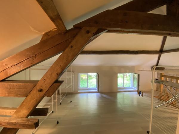 ANGOULÊME CENTRE – Quartier Saint-Martin | Maison de ville avec jardin, terrasse et garage