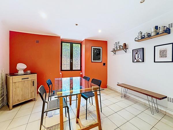 Intra-muros Avignon Maison 84 m2 4 chambres