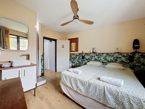 Intra-muros Avignon Maison 84 m2 4 chambres