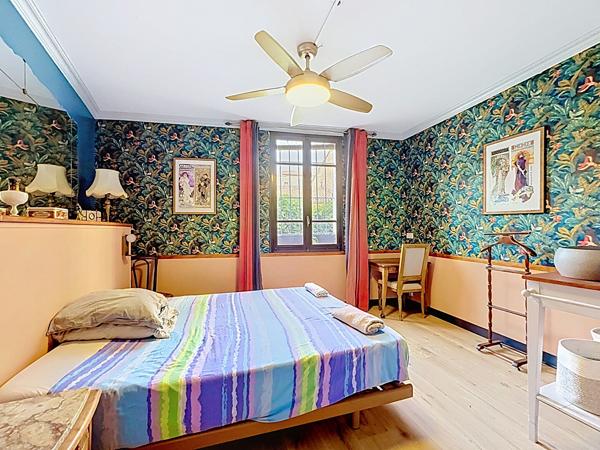 Intra-muros Avignon Maison 84 m2 4 chambres