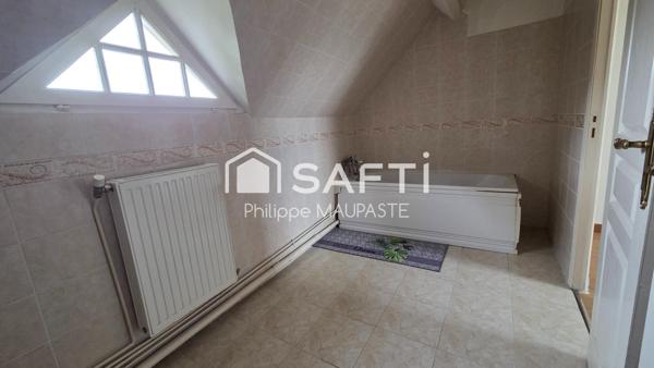 A 5 km de la charité sur Loire et à 6 mn de la A77