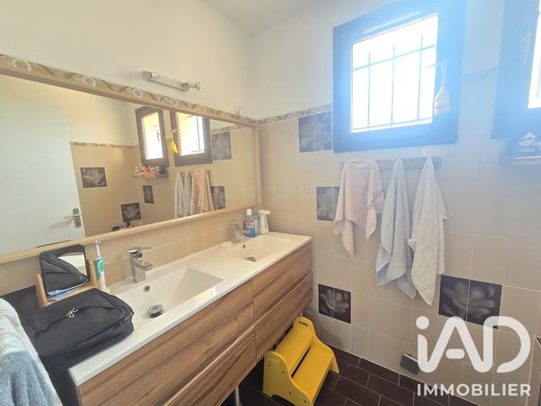 Maison à vendre 6 pièces 185 m² Poussan