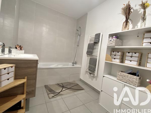 Appartement à vendre 3 pièces 66 m² Saint-Laurent-de-Mure