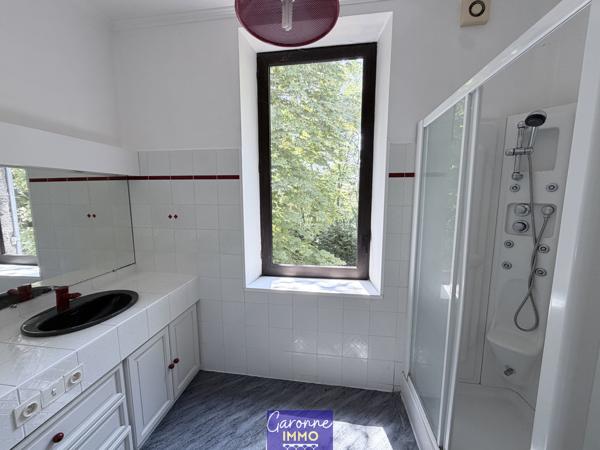 Maison 6 pièce(s) 4 chambre(s) 240 m²