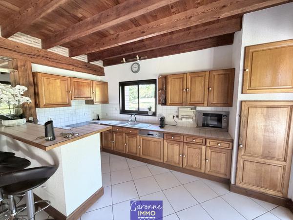 Maison 6 pièce(s) 4 chambre(s) 240 m²