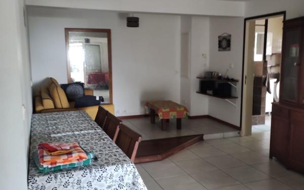 Maison à vendre    7 pièces •  Saint-Louis