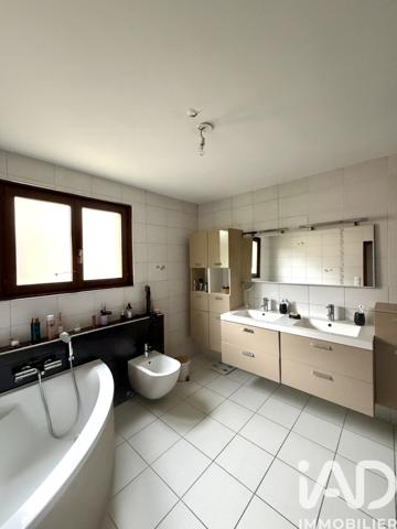 Maison à vendre 9 pièces 255 m² Longeville-lès-Metz