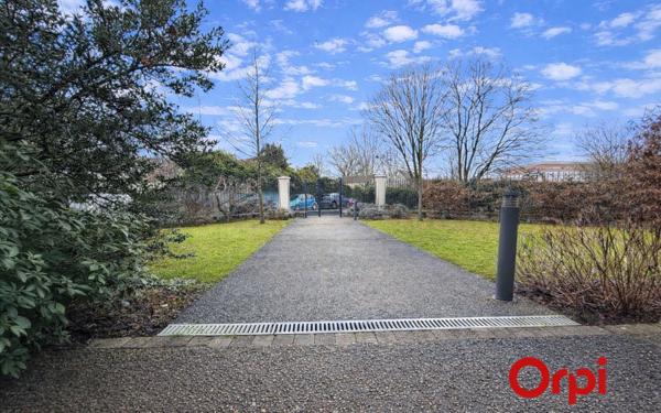 Appartement à vendre    2 pièces • 42,01 m2 Le Plessis-Trévise