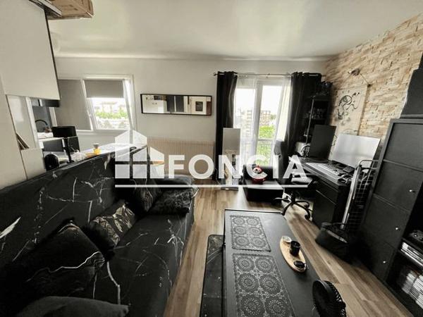 À vendre Studio 26 m² - Maurepas 78310
