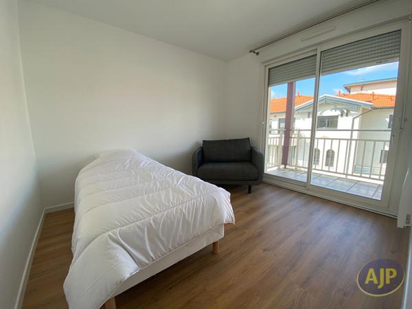 Location appartement Gujan Mestras : 1 021 € - AJP Immobilier Arcachon