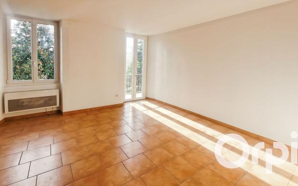Appartement à louer    3 pièces • 52,75 m2 Livron-sur-Drôme