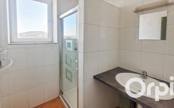 Appartement à louer    3 pièces • 52,75 m2 Livron-sur-Drôme