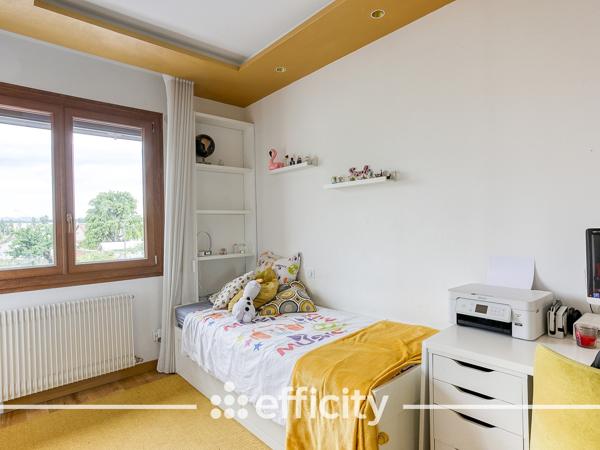 Maison 5 pièces - 115 m² Exclusivité efficity