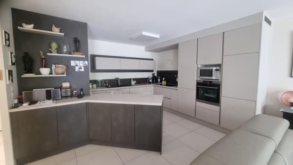 Appartement 3 pièces - 76 m²