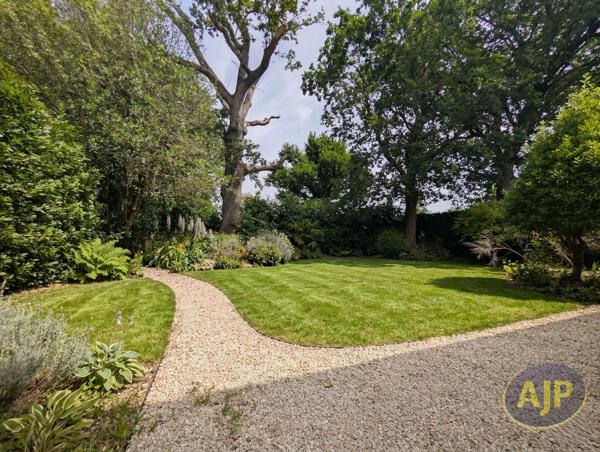 Vente maison La Roche Sur Yon : 228 000 € - AJP Immobilier Vieillevigne