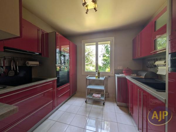 Vente maison La Roche Sur Yon : 228 000 € - AJP Immobilier Vieillevigne