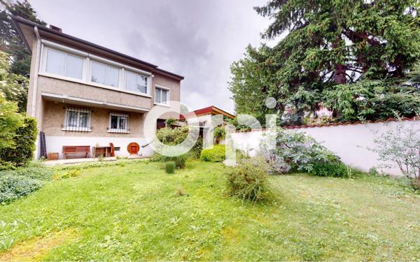 Maison à vendre    4 pièces • 114 m2 Bron