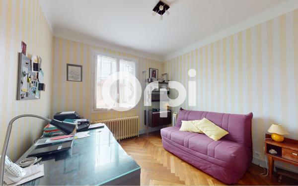 Maison à vendre    4 pièces • 114 m2 Bron