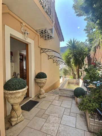 Haut de villa Aspremont 6 pièce(s) 129.91 m2