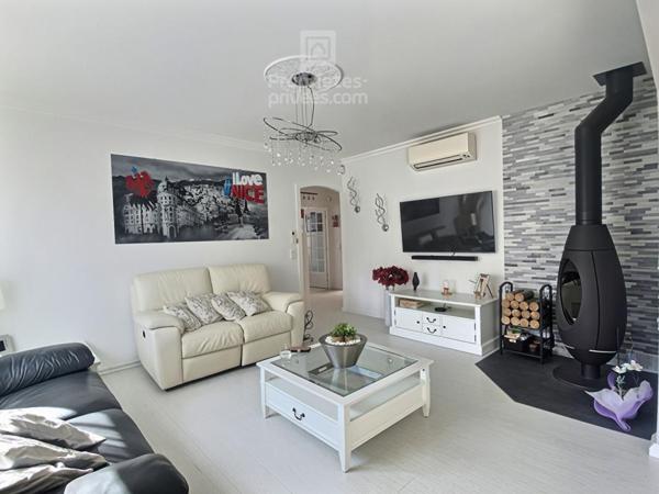 Haut de villa Aspremont 6 pièce(s) 129.91 m2