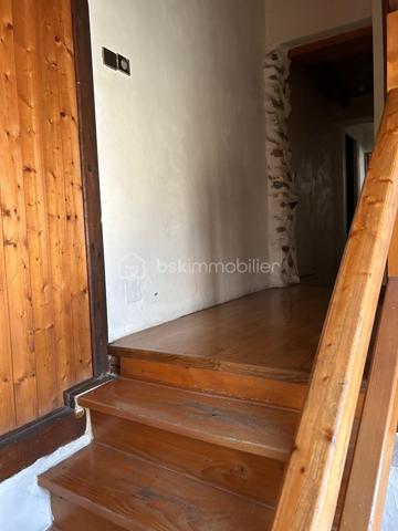 Maison ancienne de 105,91 m²