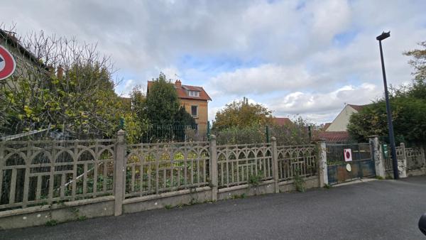 Orly : 2 Maisons mitoyennes sur terrain de 960m²