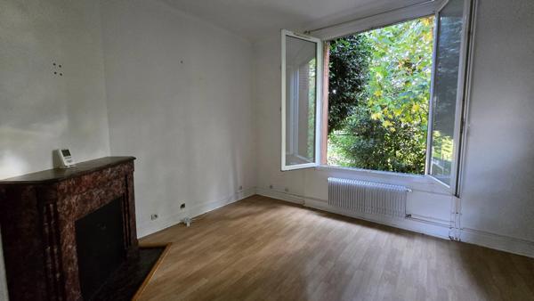 Orly : 2 Maisons mitoyennes sur terrain de 960m²